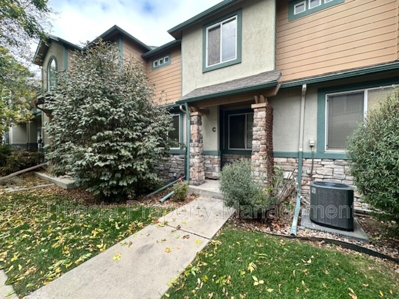 2845 Willow Tree Ln in Fort Collins, CO - Building Photo
