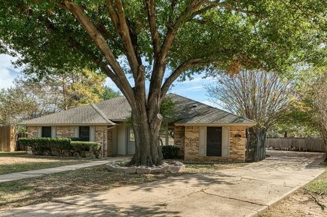 922 Kingston Dr in Mansfield, TX - Building Photo - Building Photo