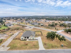 101 Treaty Oak Cove in Spicewood, TX - Building Photo - Building Photo