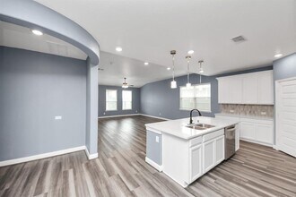 931 Barstow Dr in Arcola, TX - Building Photo - Building Photo