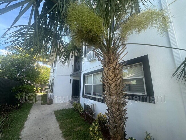 3128 SW 12th Pl in Fort Lauderdale, FL - Building Photo - Building Photo