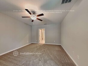 2230 Jungle Dr in Ruskin, FL - Foto de edificio - Building Photo