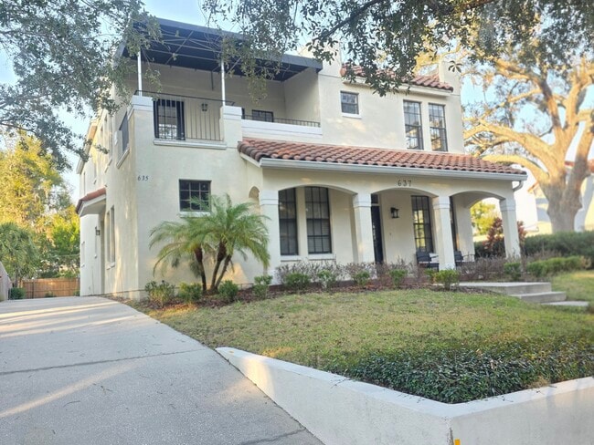 property at 637 Hillcrest St