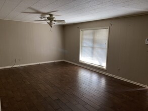 606 Comfort Ln in Jennings, LA - Building Photo - Building Photo