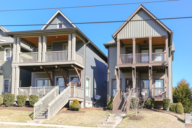 Sylvan Park in Nashville, TN - Foto de edificio - Building Photo