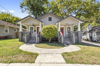 822 Parkwood Ave in Charlotte, NC - Building Photo - Building Photo