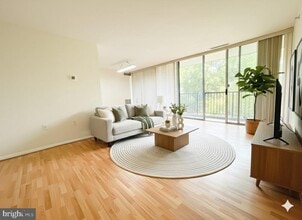 4410 Briarwood Ct N in Annandale, VA - Building Photo - Building Photo