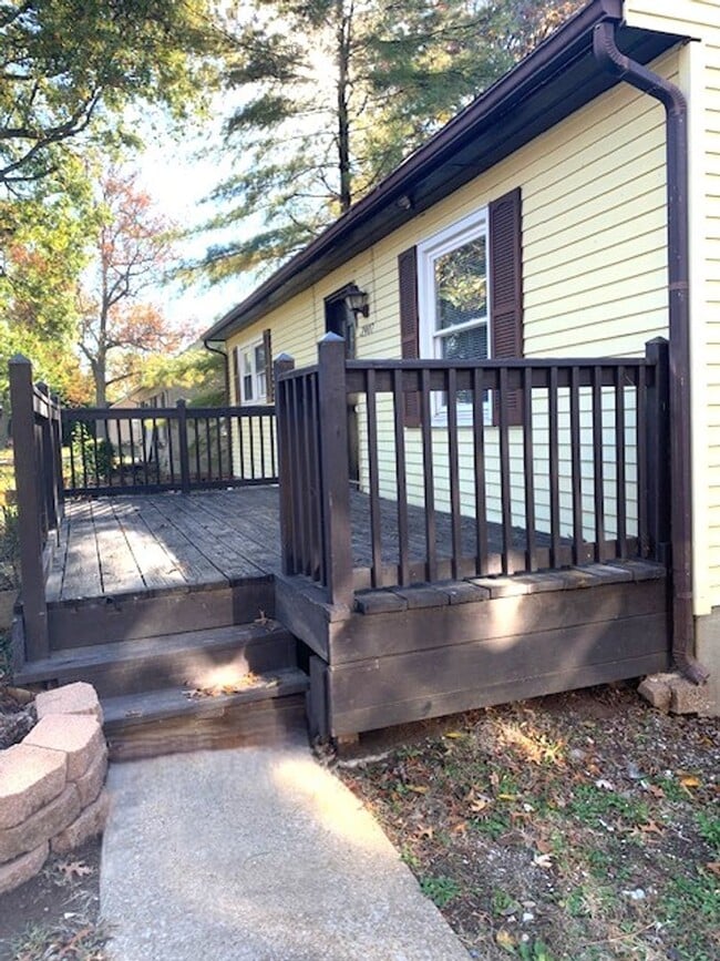 2907 Clays Mill Rd in Lexington, KY - Building Photo - Building Photo