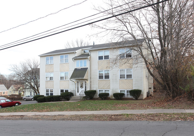 215 Lasalle St in New Britain, CT - Building Photo - Building Photo