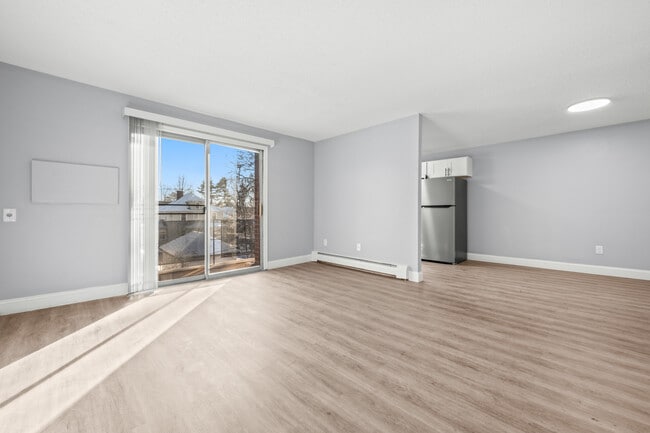 140 Silver Ln