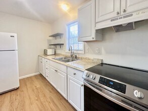 7161 US-1 in Bracey, VA - Building Photo - Building Photo