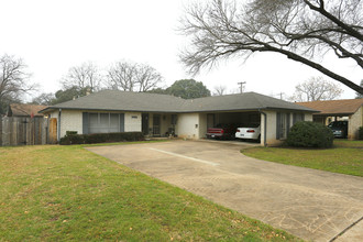 Cherry Creek Duplexes in Austin, TX - Building Photo - Building Photo