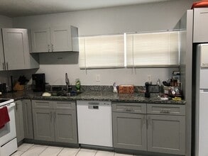 21 W 7th St in Apopka, FL - Building Photo - Building Photo