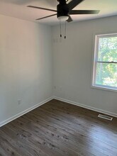 57 Hemlock St in Arden, NC - Building Photo - Building Photo