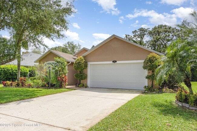 936 Tavernier Cir NE in Palm Bay, FL - Building Photo - Building Photo