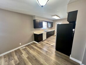 316 S Ridgewood Dr in Chillicothe, IL - Building Photo - Building Photo