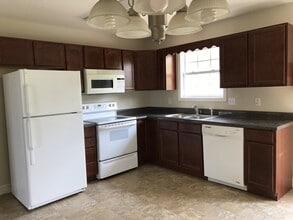 4208 Miracle Ln in Knoxville, TN - Building Photo - Building Photo