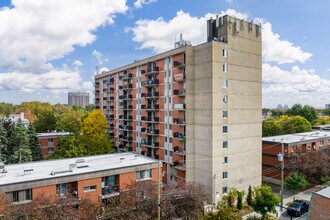 Habitations De Mentana in Montréal, QC - Building Photo - Building Photo