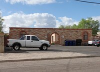 146 E Kelso St Apartments