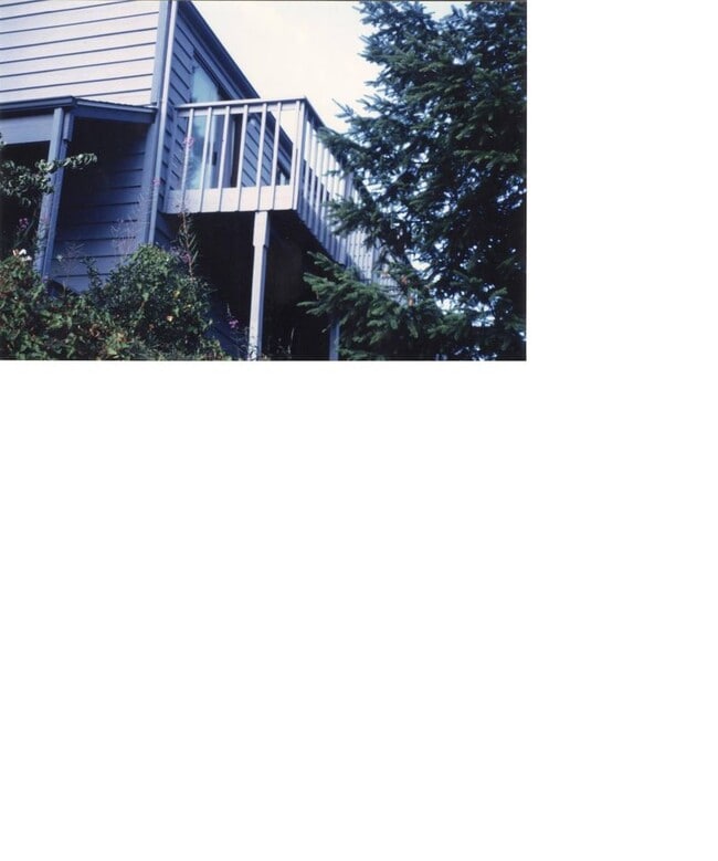 property at 310 S 174th Pl