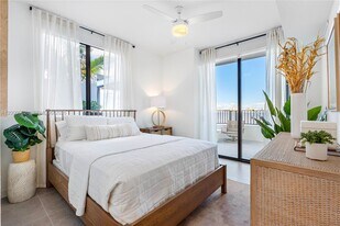 208 N Federal Hwy in Pompano Beach, FL - Building Photo