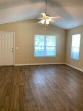 217 Charter Dr in Wilmington, NC - Foto de edificio - Building Photo