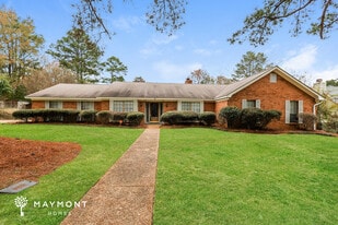 214 Edinburgh Ct in Brandon, MS - Building Photo