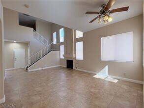 6541 Castor Tree Way in Las Vegas, NV - Building Photo - Building Photo