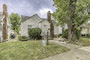 206 W 13th St in Muncie, IN - Building Photo