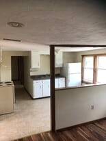 15 Riverlin St in Millbury, MA - Building Photo