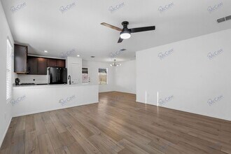 9729 Motley Dr in Fort Worth, TX - Building Photo - Building Photo