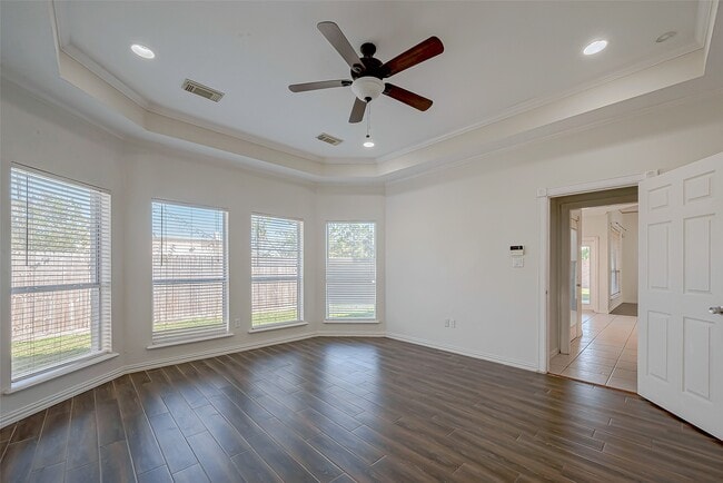 property at 16002 Castletown Park Ct