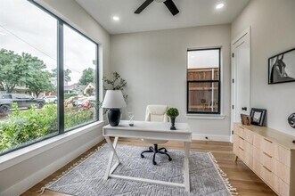 2018 Euclid Ave in Dallas, TX - Building Photo - Building Photo