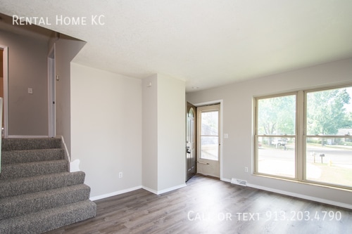 1616 E Elm St in Olathe, KS - Building Photo - Building Photo