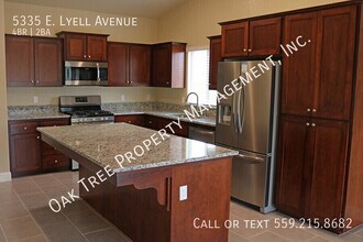 5335 E Lyell Ave in Fresno, CA - Building Photo - Building Photo