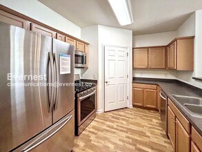 4805 W Village Way in Smyrna, GA - Building Photo - Building Photo