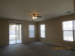 9929 W Raymond St in Tolleson, AZ - Building Photo - Building Photo