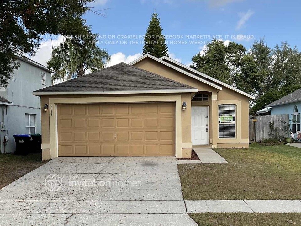 2223 Phonecia Ct in Orlando, FL - Building Photo