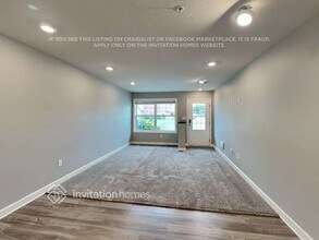 4770 Equine Trl in Woodbury, MN - Foto de edificio - Building Photo