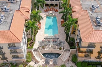 8000 Via Sardinia St in Estero, FL - Building Photo - Building Photo