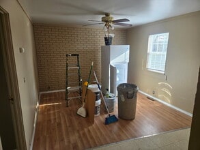 229 N Clinton St, Unit # 1 in Collinsville, IL - Building Photo - Building Photo