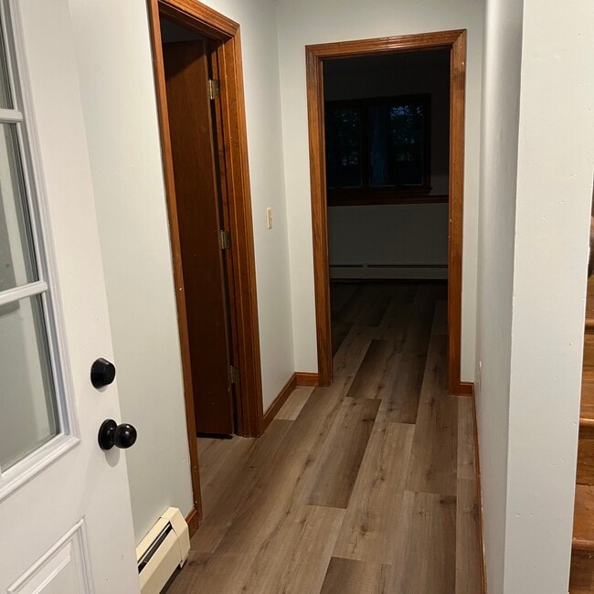 162 Cedar Swamp Rd in Mansfield, CT - Building Photo - Building Photo