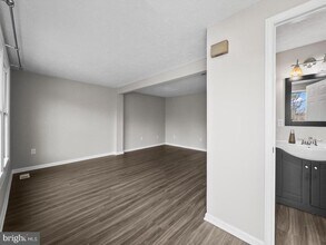 10110 Shelldrake Cir in Damascus, MD - Building Photo - Building Photo