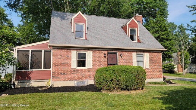 10315 Amberwell Park Rd in Louisville, KY - Building Photo - Building Photo