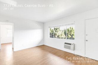 7733-7739 Laurel Canyon Blvd in North Hollywood, CA - Foto de edificio - Building Photo