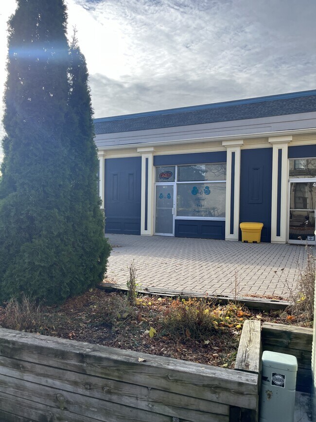 73 King St W in Cobourg, ON - Building Photo - Building Photo