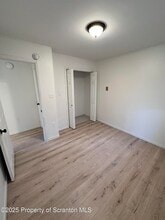 1215 Lori Dr in Old Forge, PA - Building Photo - Building Photo