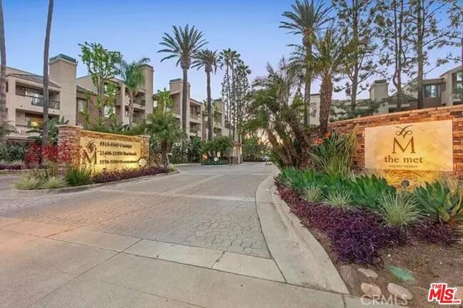 property at 5535 Canoga Ave