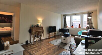 1999 Commonwealth Ave in Boston, MA - Building Photo - Building Photo