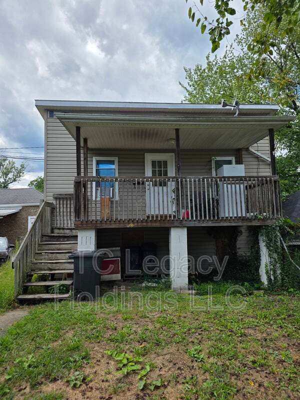 property at 419 Walnut Ave